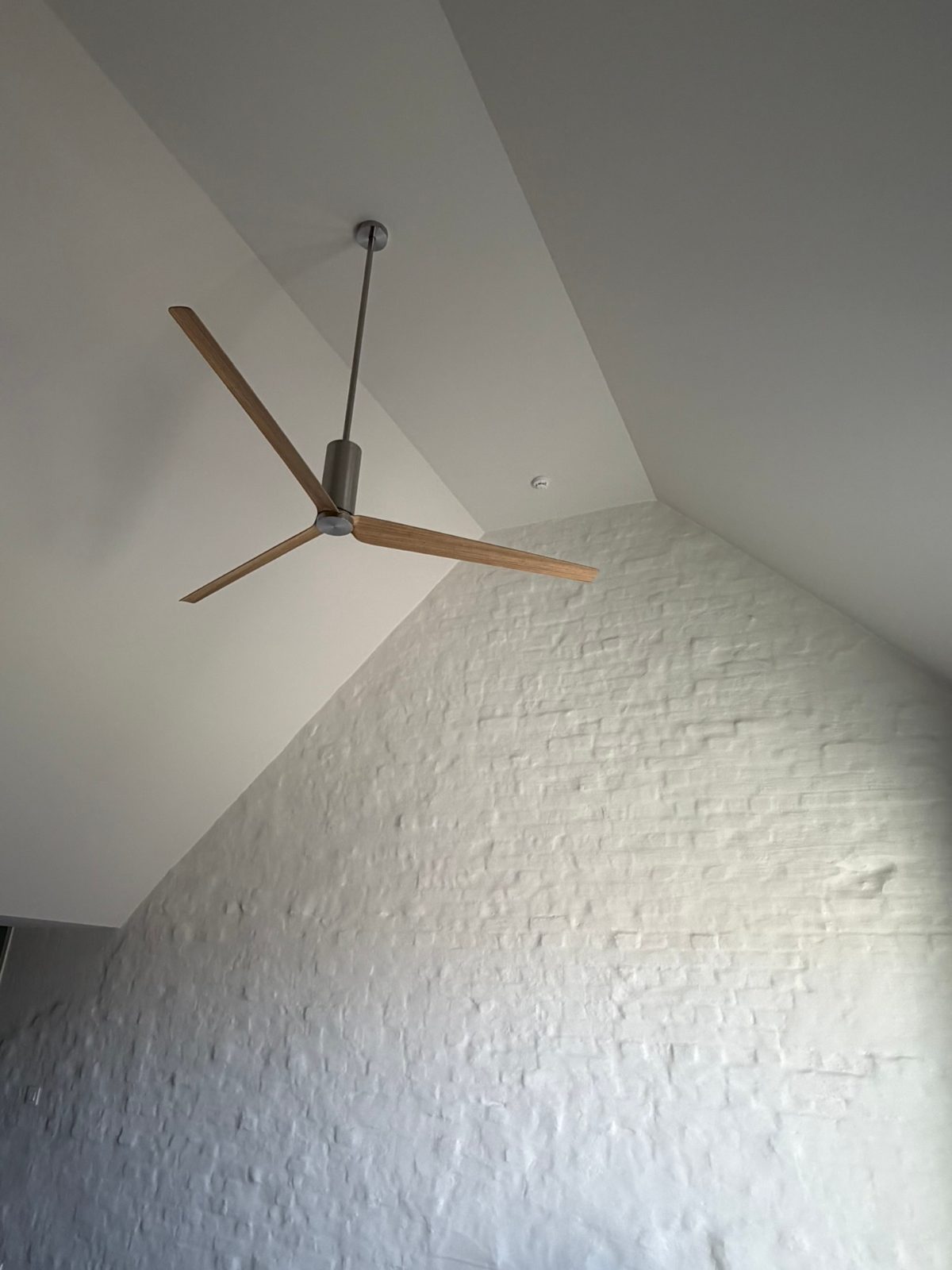 Foto van Moderne, warme ruimte voor yoga, mindfulness, rust en verbinding